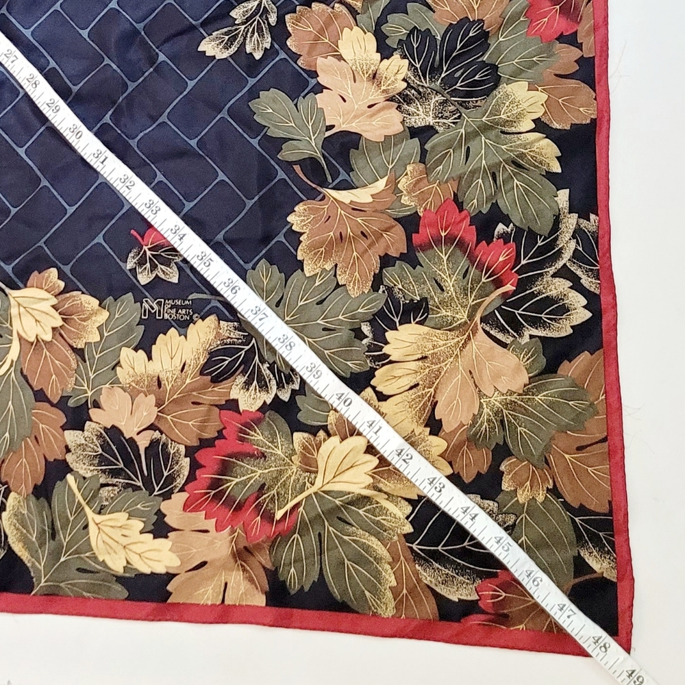 Floral Patterned Scarf - Picture 4 of 9